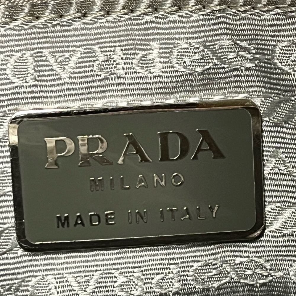 Prada blue nylon triangle logo vela crossbody bag - Picture 4 of 15